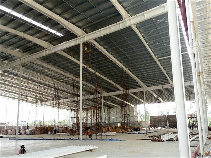 Steel Structure Warehouse with Galvanized Framing In Tailand