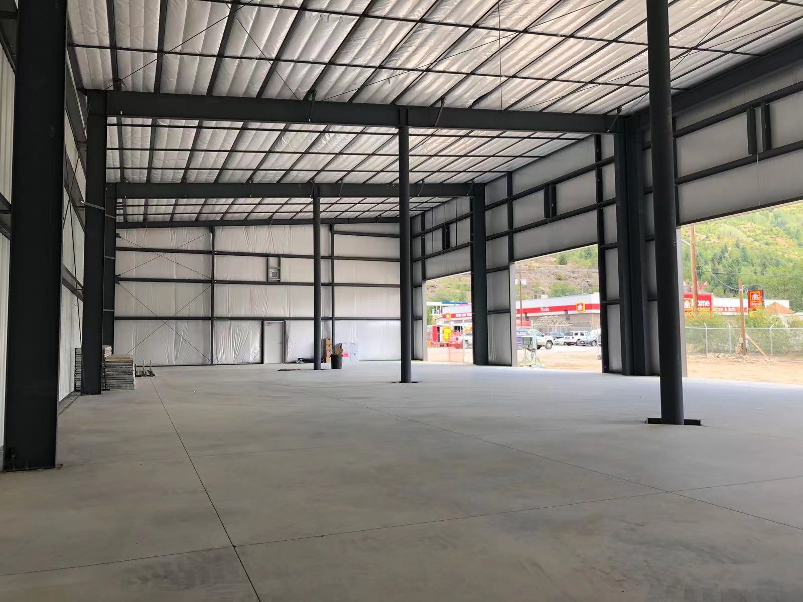 Commercial storage buildings with steel